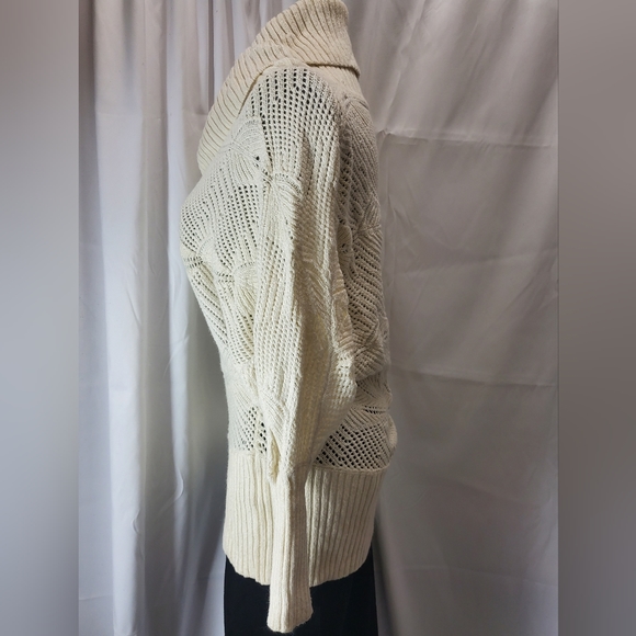 H&M Sweater - Picture 3 of 7